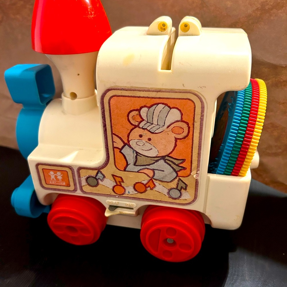 Vintage 1975 Tomy Corp. Push N Go Toy Train Baby Toddler